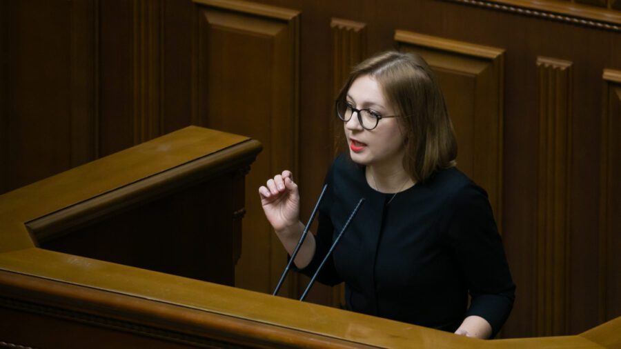 Як одна депутатка і дві ГО створюють напруження у відносинах України і ЄС