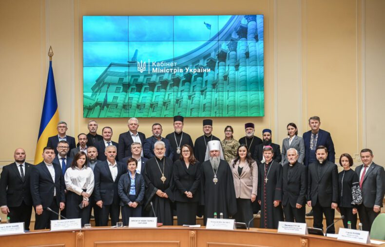 ВРЦіРО обговорювала з Прем’єр-міністром України загрози “сексуального просвітництва”
